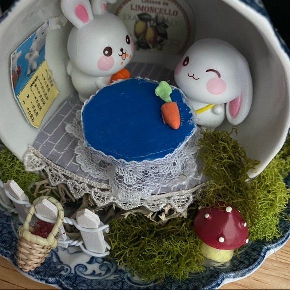Bunnies Carrot Brunch in a Teacup Charming Dollhouse - Picture 4 of 15